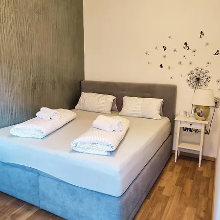 Susanna * 프리드리히스하펜